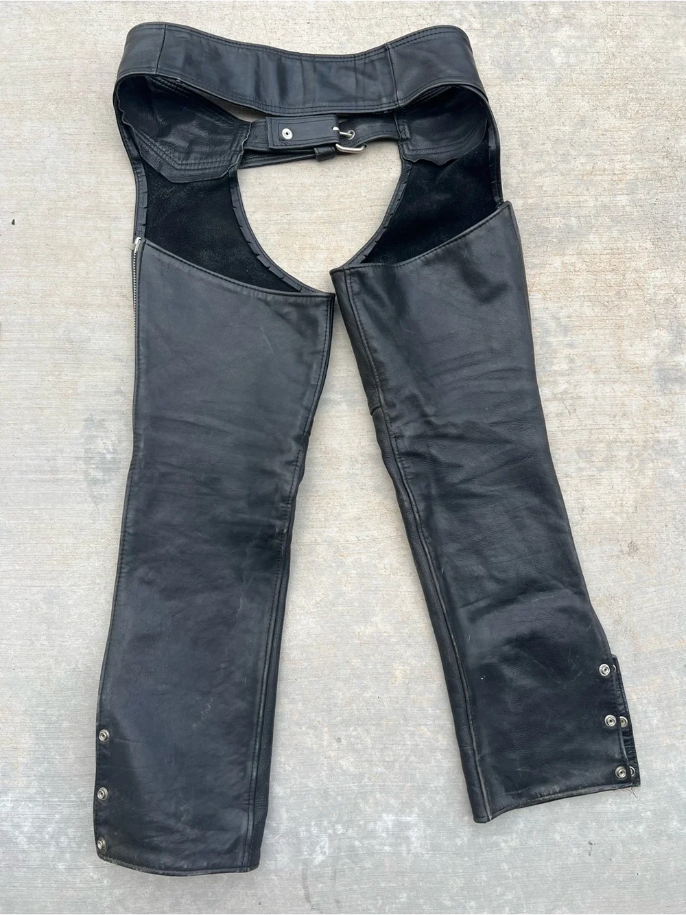 Vintage California Creations Leathers Men’s Leather Chaps- XL-Preowned